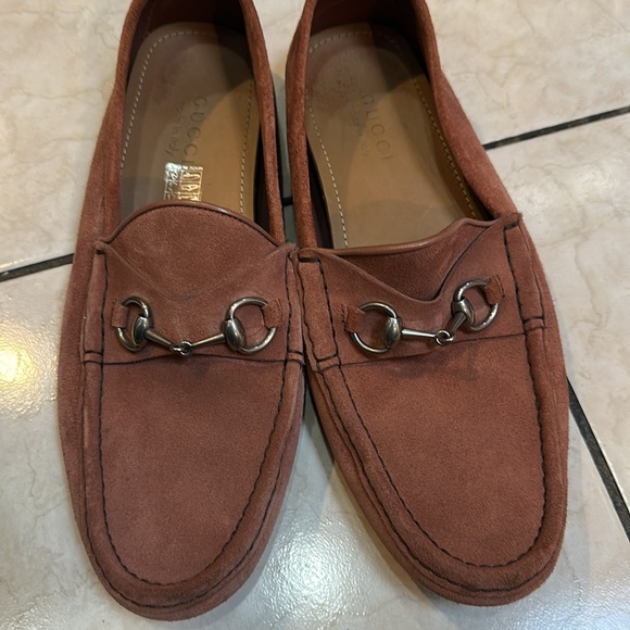 Gucci loafers driver shoe using in good condition - Picture 2 of 9